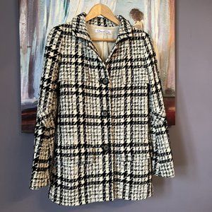Oscar De La Renta Sz 0-2 Coat Tweed 73% Wool 100% Silk Lining Black White Jacket